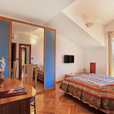 Villa Sveta Eufemija Bed end Breakfast I Rovinj Exteriör bild