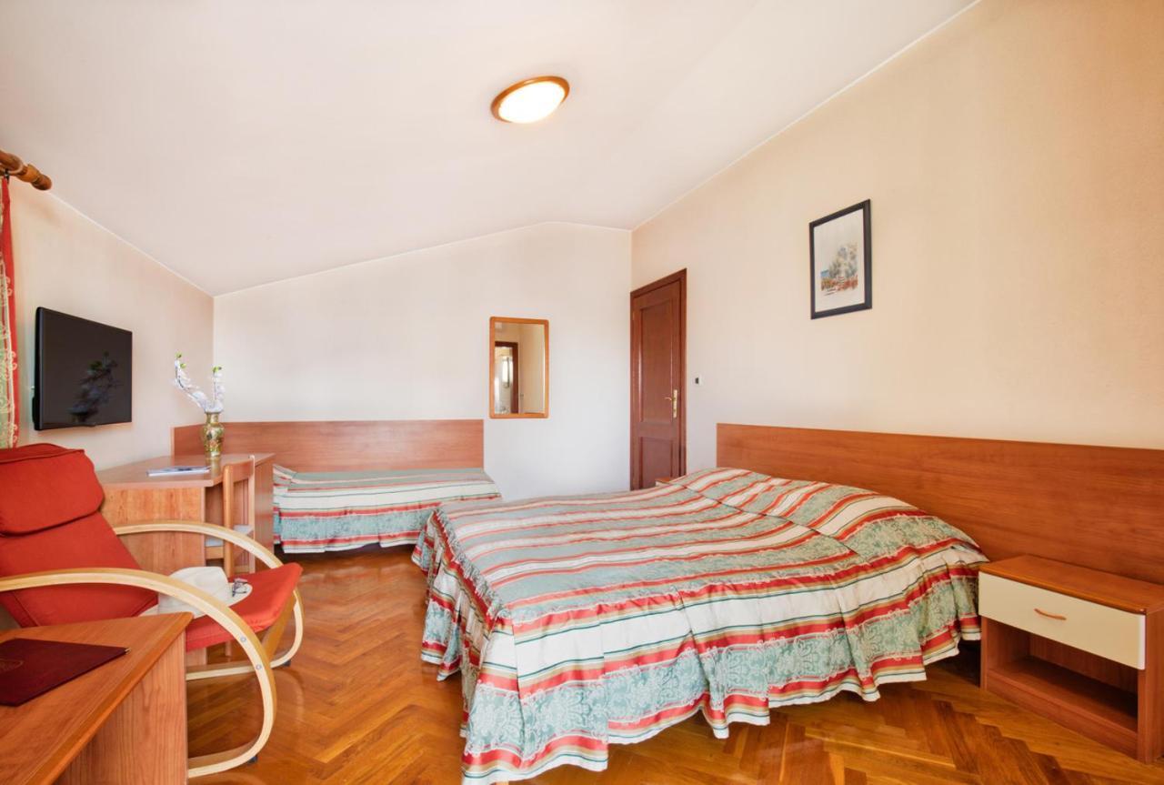 Villa Sveta Eufemija Bed end Breakfast I Rovinj Exteriör bild